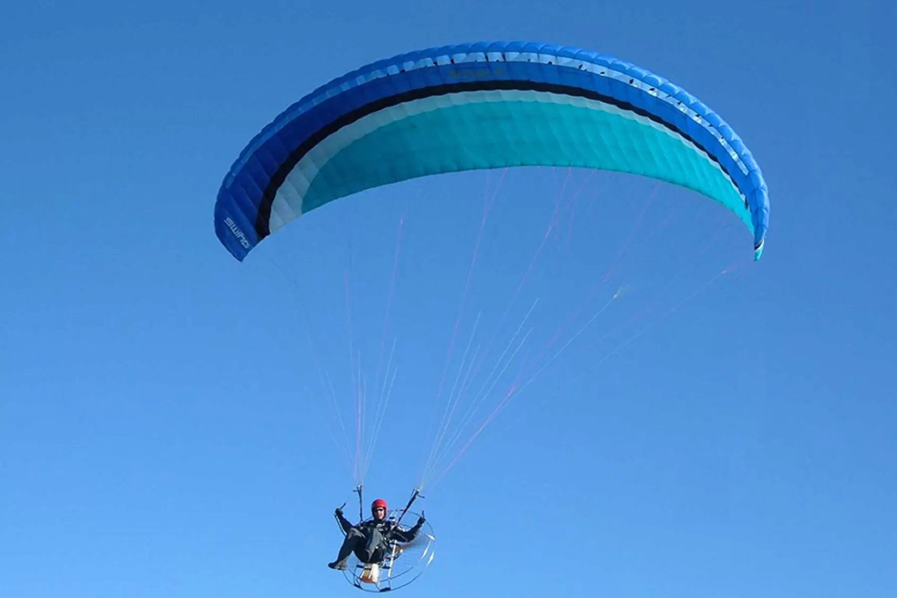 Paragliding in Manali