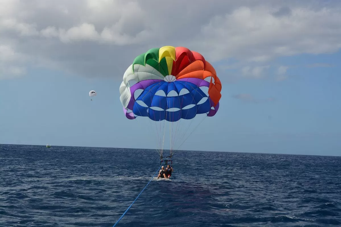 Parasailing in Andaman