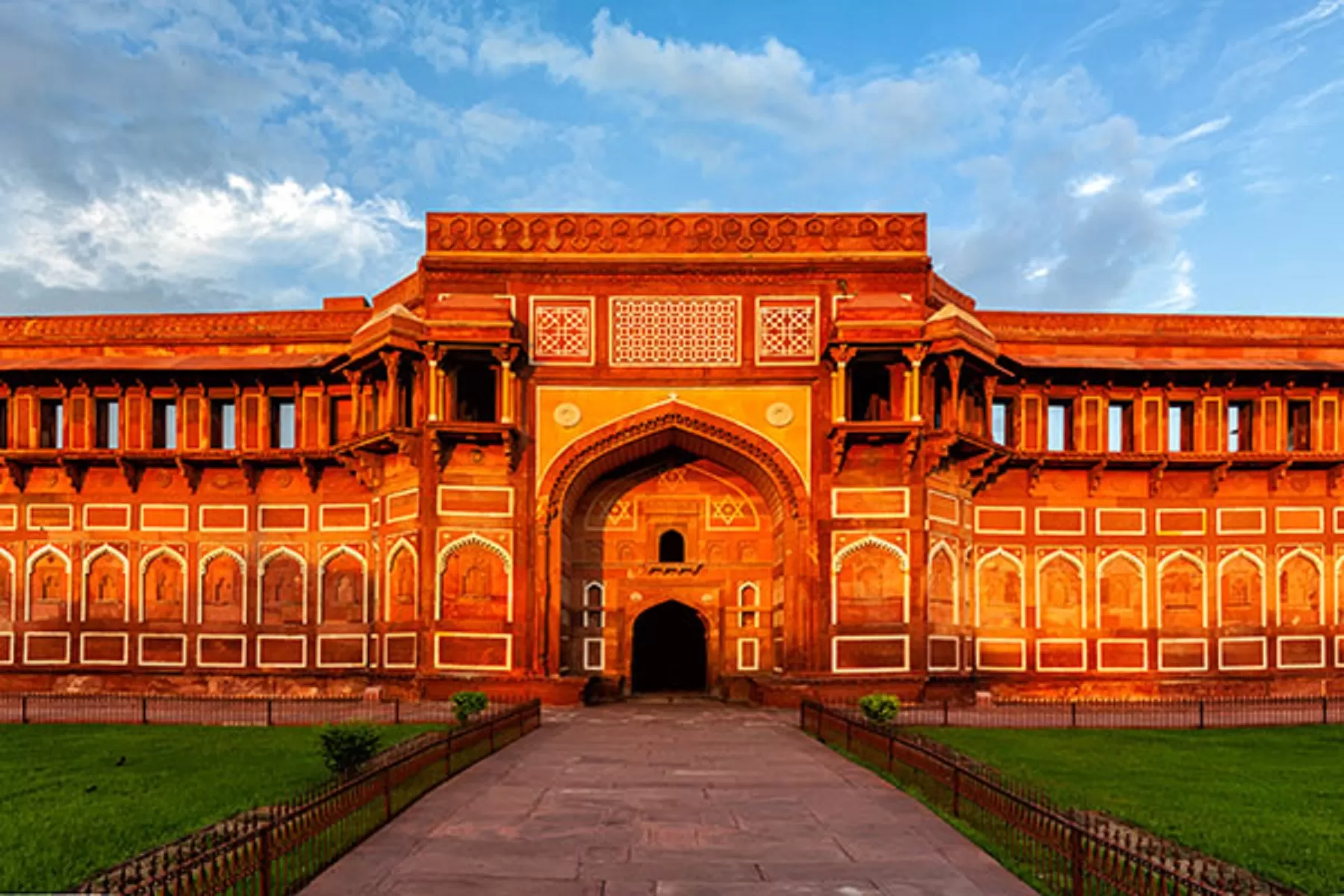 Golden Triangle Short Escape Tour 3 Nights 4 Days