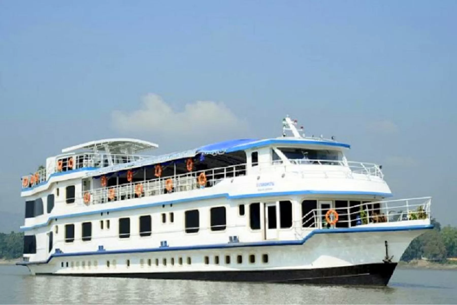 Guwahati Pobitara Kaziranga Shillong Jowai Shnongpdeng Cherrapunji 8 Night 9 Days