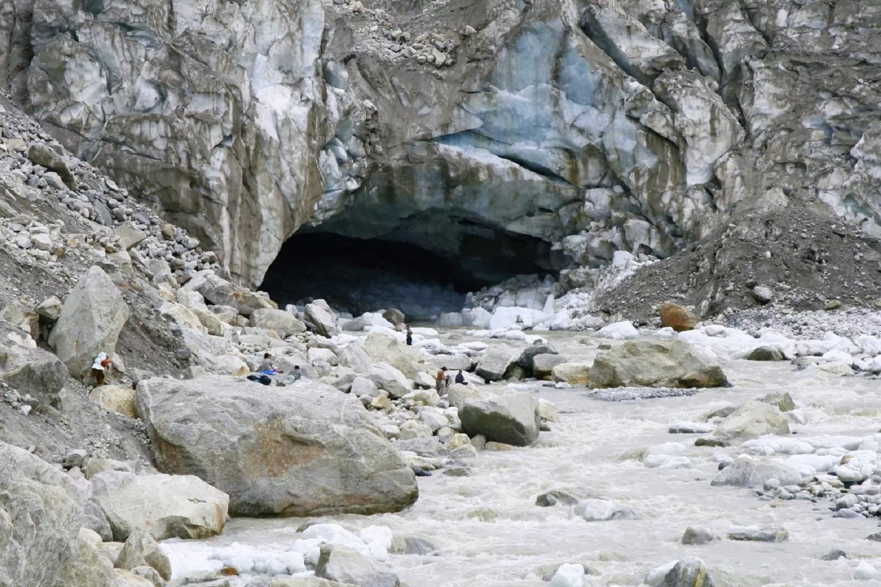 Do Dham Yamunotri Gangotri Yatra with Gaumukh trek 